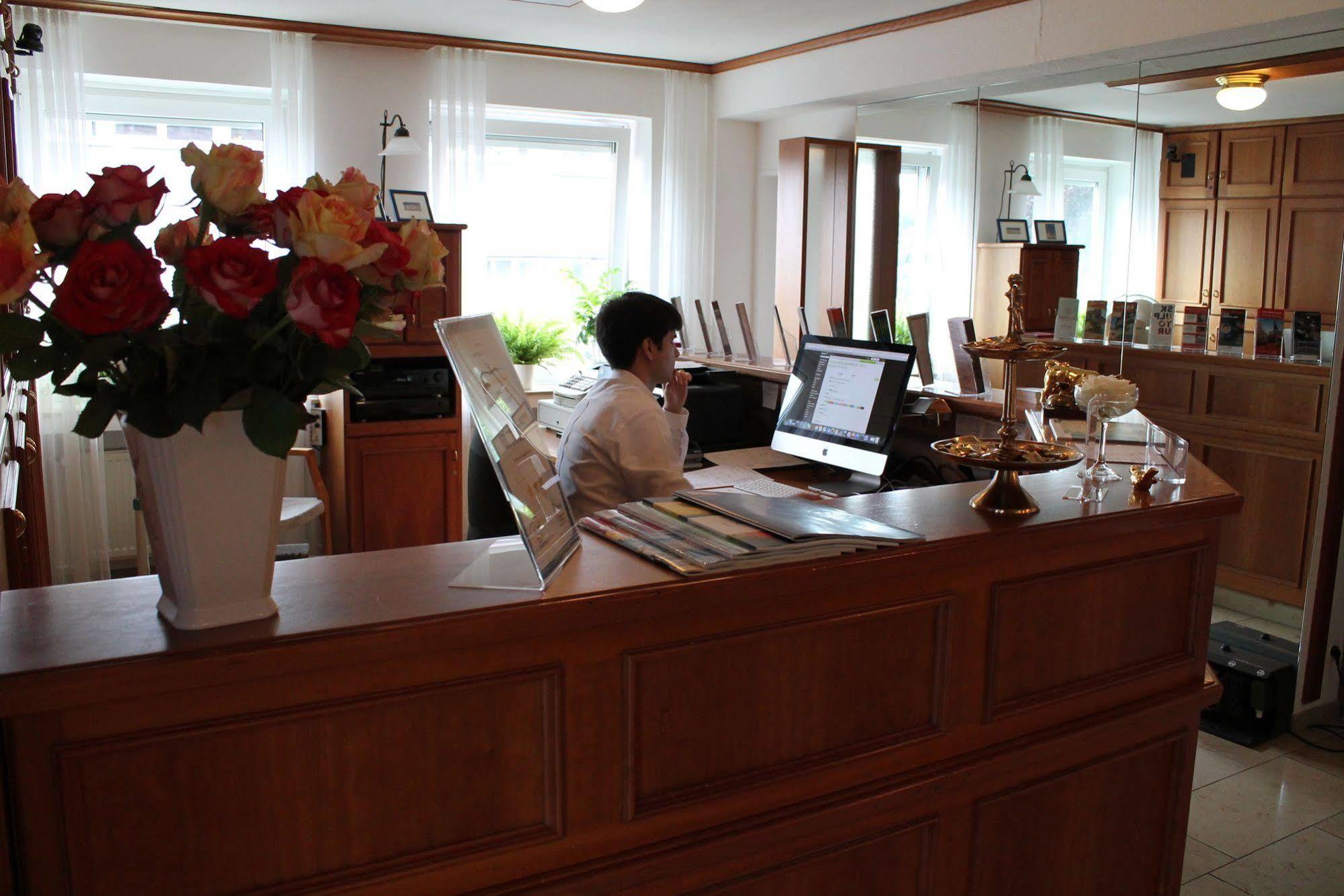 Hotel Windthorst Munster  Bagian luar foto